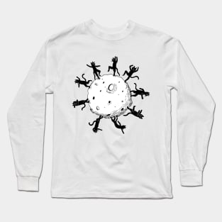 Cats dancing on the moon Long Sleeve T-Shirt
